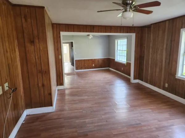 Frostproof, FL MOBILE HOME (0.86 ACRES )