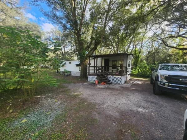 MOBILE HOME CON (0.30 ACRES) Zephyrhills,