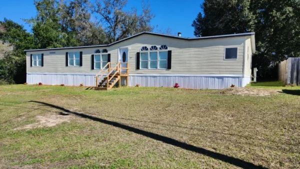MOBILE HOME Summerfield