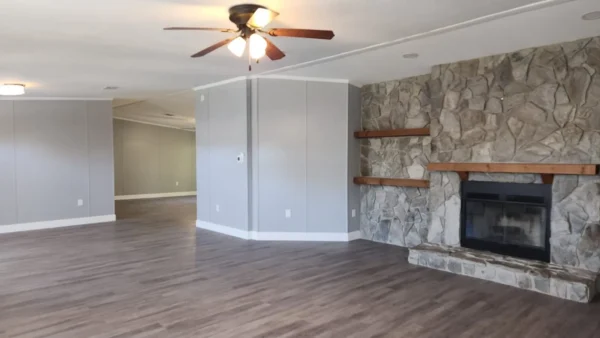 MOBILE HOME Summerfield