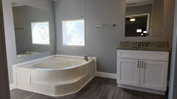 MOBILE HOME Summerfield